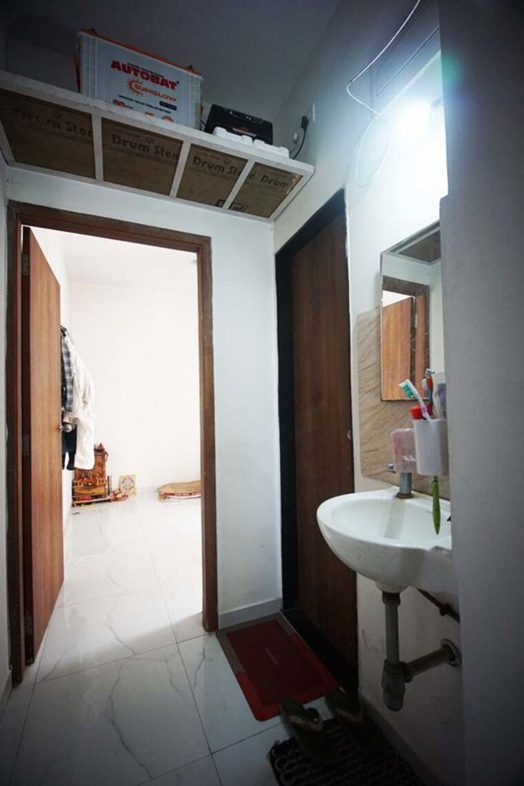 Bathroom, vtp-purvanchal 2 Bedroom 640 Sq.Ft. Apartment In Wagholi Pune 10552506