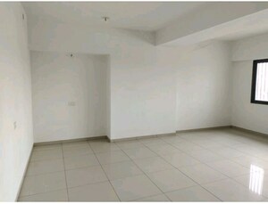 Room in  Office Space at Navrangpura – for Rent