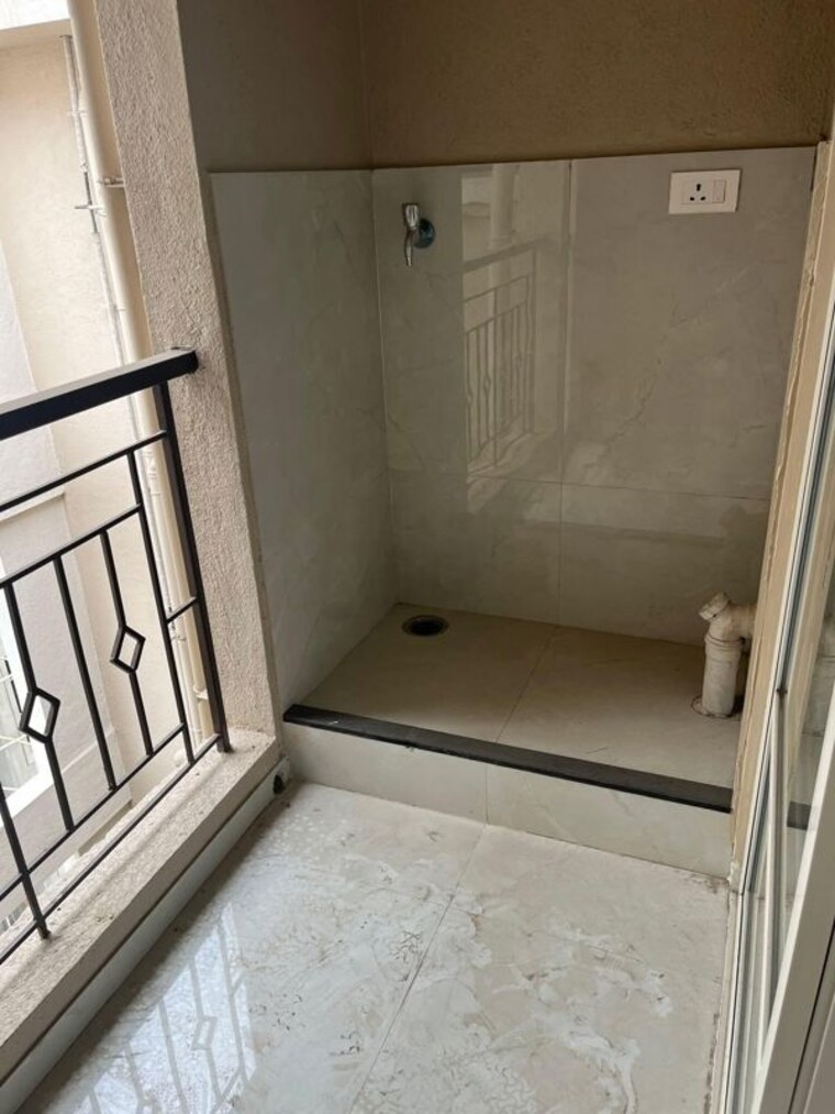 Balcony, nyati-era 2 Bedroom 400 Sq.Ft. Apartment In Dhanori Pune 10552577