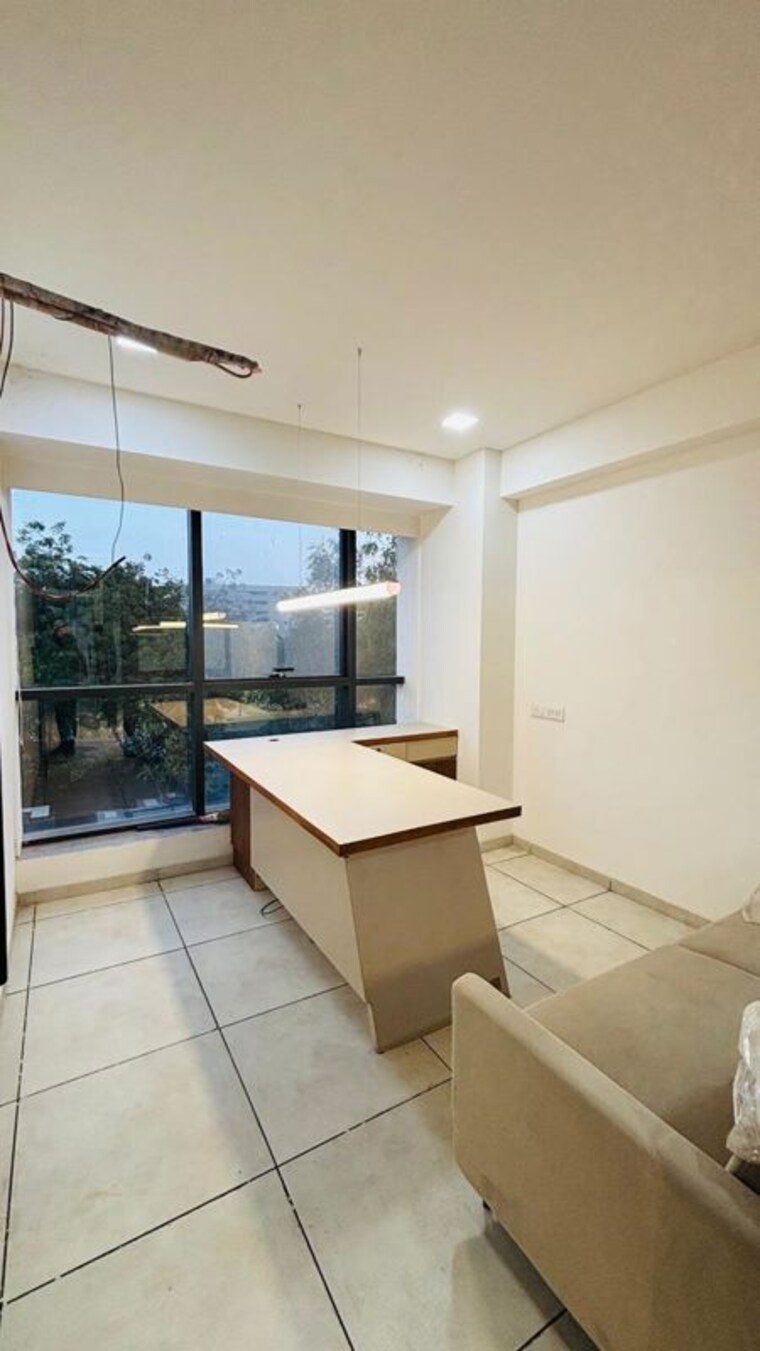 Kitchen, kp-epitome Commercial Office Space 636 Sq.Ft. In Makarba Ahmedabad 10552611