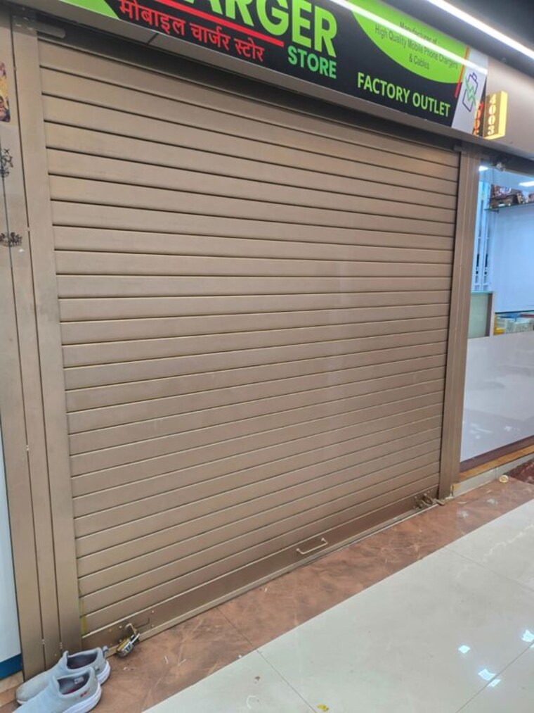 Room, nathni-height Commercial Shop 54 Sq.Yd. In Dalal Estate Mumbai 10552623
