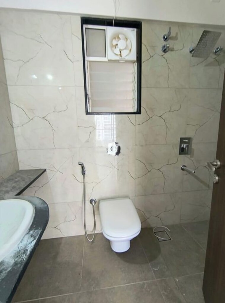 Bathroom, yashwin-orizzonte 2 Bedroom 989 Sq.Ft. Apartment In Kharadi Pune 10552630