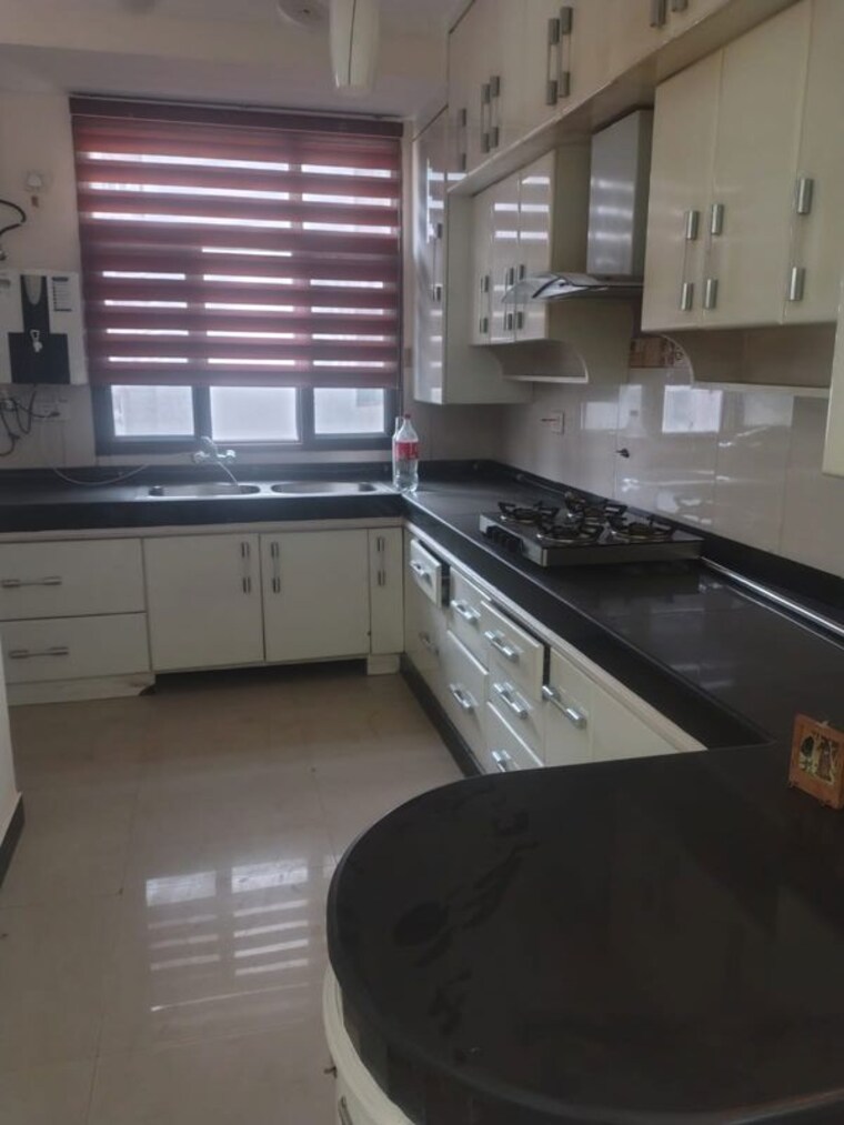 Kitchen, cghs-hewo-apartments 3 Bedroom 2400 Sq.Ft. Apartment In Sector 56 Gurgaon 10552609