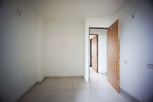 Room in 3 BHK Apartment at Narol – for Sale