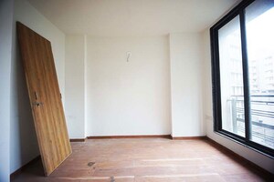 Room in 3 BHK Apartment at Narol – for Sale