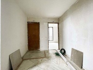 Room in 3 BHK Apartment at Narol – for Sale