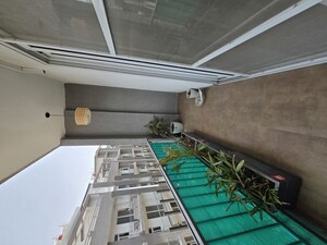 Furnished Amenities in 3 BHK Apartment at Signature Global City, Sector 37d – for Sale
