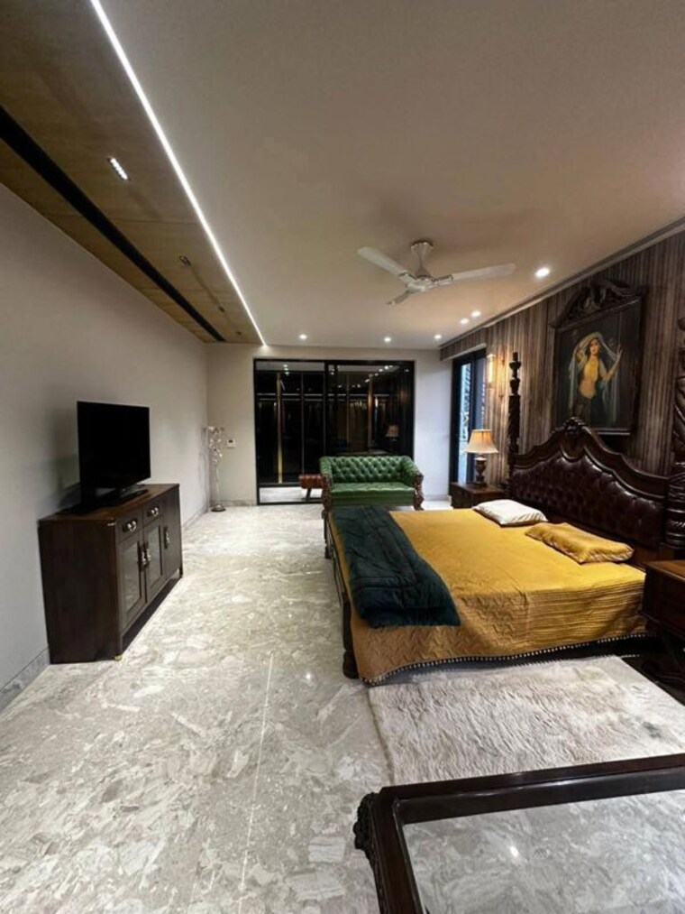 Living Room, dlf-city-phase-v 4 Bedroom 303 Sq.Yd. Apartment In Dlf Phase V Gurgaon 10552642