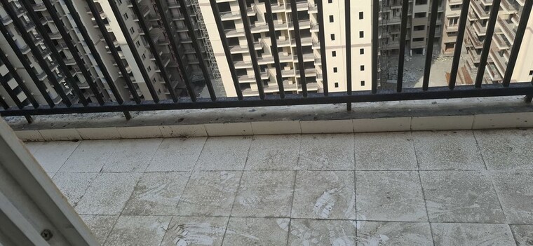 Balcony, la-residentia 3 Bedroom 1394 Sq.Ft. Apartment In Tech Zone 4 Greater Noida Greater Noida 10552636