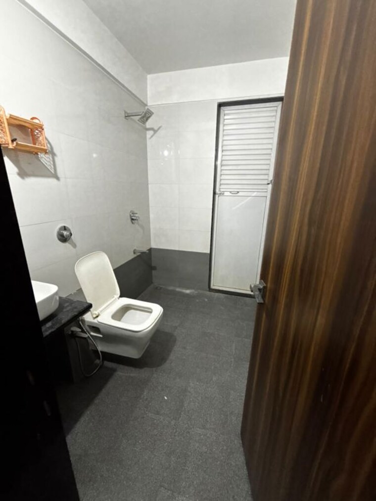 Bathroom, bhagwati-greens 3 Bedroom 2000 Sq.Ft. Apartment In Kharghar Navi Mumbai 10552658