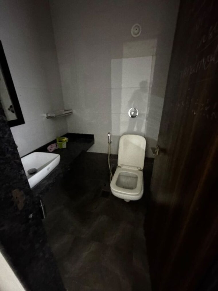 Bathroom, bhagwati-greens 3 Bedroom 2000 Sq.Ft. Apartment In Kharghar Navi Mumbai 10552658