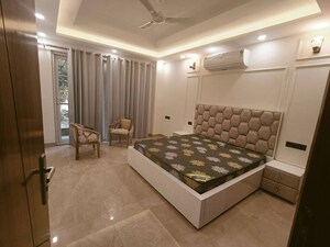 2 BHK Apartment For Rent in Saket