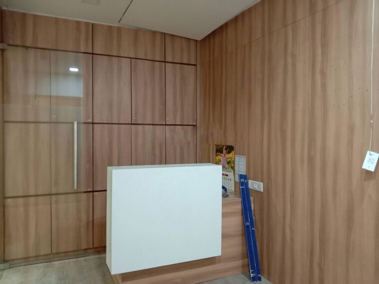 Common Area, super corridor Commercial Office Space 1600 Sq.Ft. In Super Corridor Indore 10552704