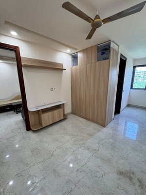 Kitchen in 3 BHK Builder Floor at Sector 45 – for Rent