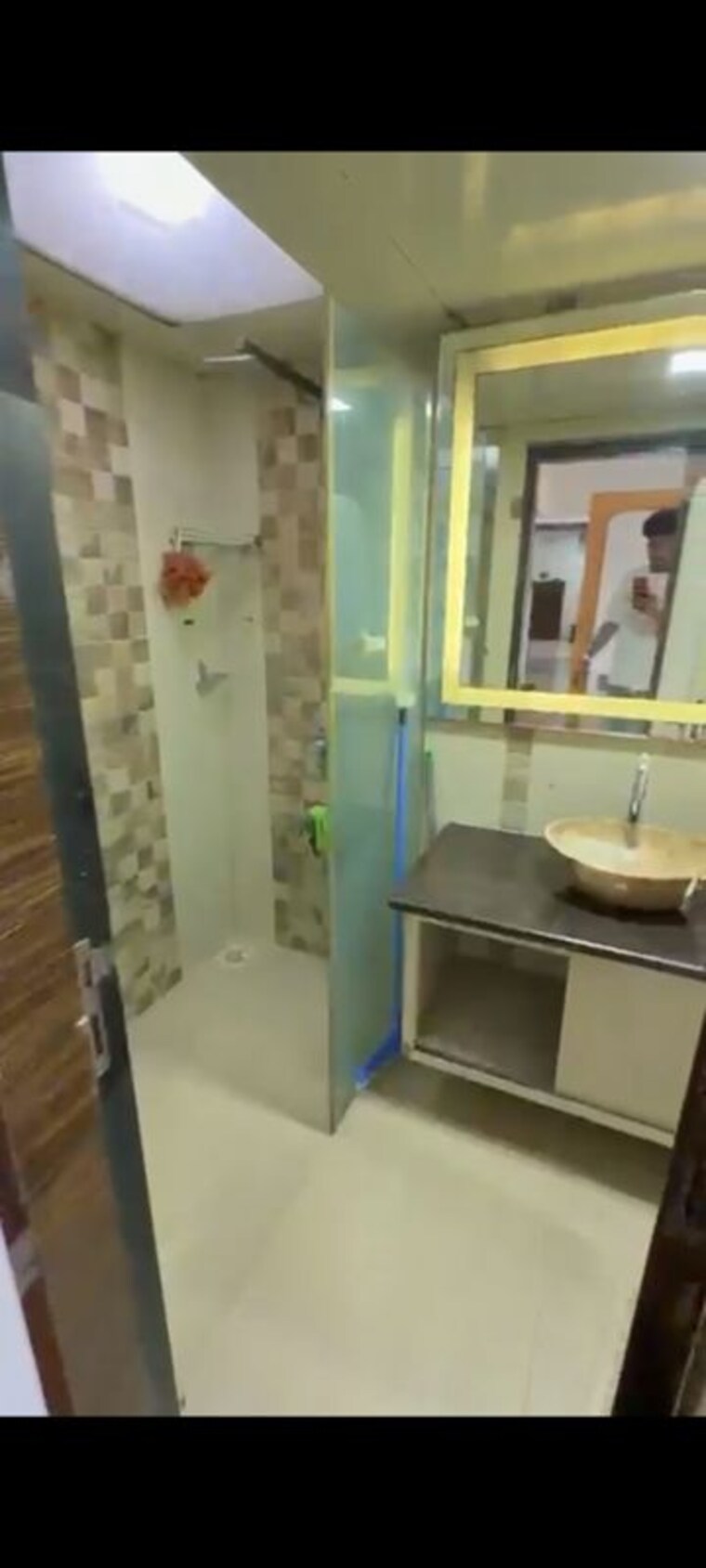 Bathroom, ajmera-beverly-hills-and-royal-empire 2 Bedroom 750 Sq.Ft. Apartment In Andheri West Mumbai 10552696