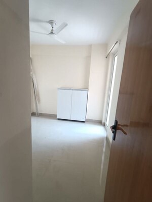 Room in 3 BHK Apartment at Agrante Galleria 108, Sector 108 – for Sale