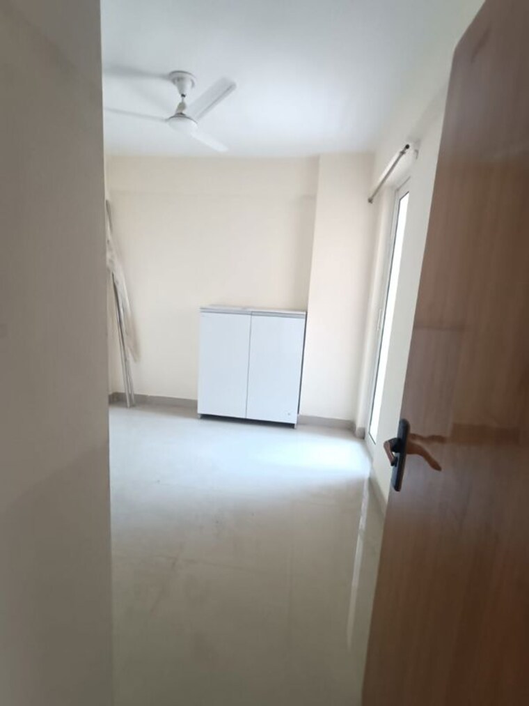 Room, agrante-galleria-108 3 Bedroom 750 Sq.Ft. Apartment In Sector 108 Gurgaon 10552760
