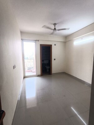Room in 3 BHK Apartment at Agrante Galleria 108, Sector 108 – for Sale