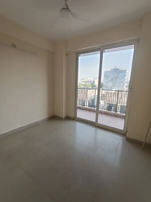 Room in 3 BHK Apartment at Agrante Galleria 108, Sector 108 – for Sale