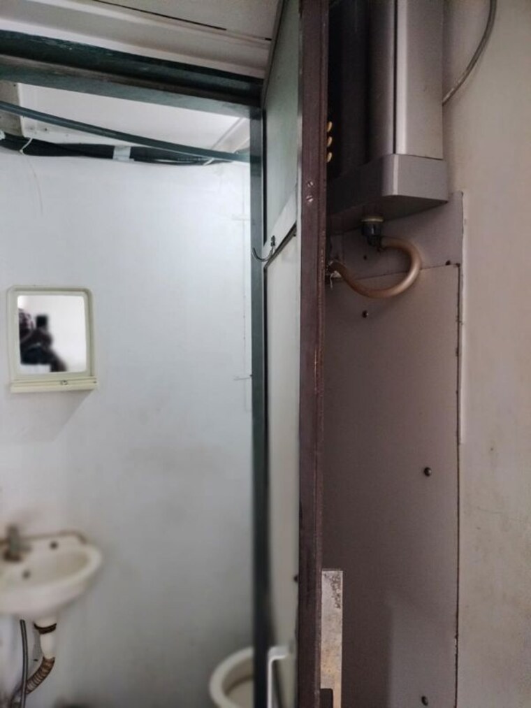 Bathroom, bapna park colony 2 Bedroom 1160 Sq.Ft. Independent House In Bapna Park Colony Ujjain 10552766