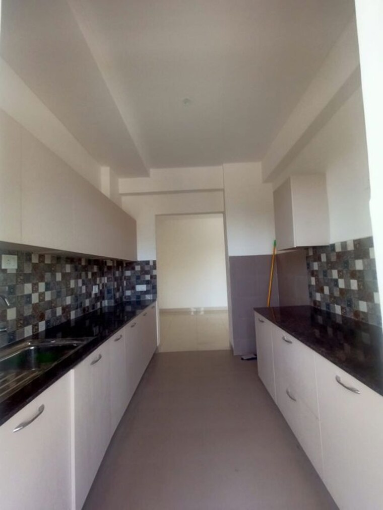 Kitchen, silverglades-the-melia 2 Bedroom 1345 Sq.Ft. Apartment In Sohna Sector 35 Gurgaon 10552755