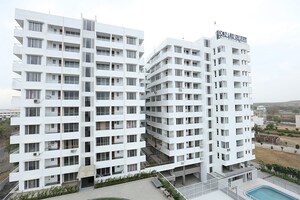 2 BHK Apartment For Sale in Bhawrasla