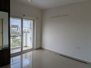 Room in 2 BHK Apartment at Puravankara Purva Zenium, Hosahalli – for Rent
