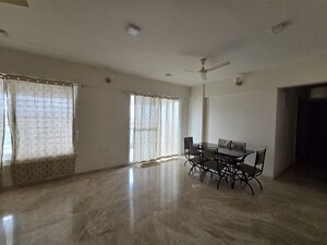 Room in 3.5 BHK Apartment at Satkar Citta Giardino, Aundh – for Rent