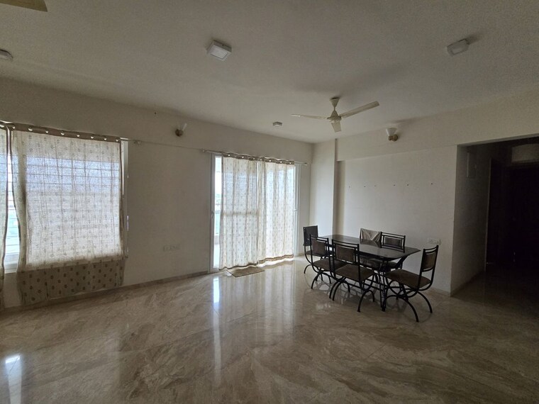 Room, satkar-citta-giardino 3.5 Bedroom 2200 Sq.Ft. Apartment In Aundh Pune 10552826