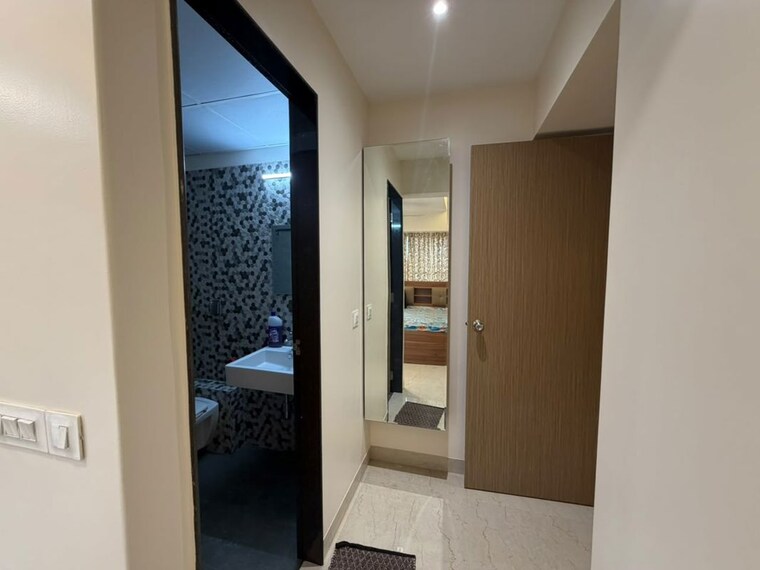 Room, satkar-citta-giardino 3.5 Bedroom 2200 Sq.Ft. Apartment In Aundh Pune 10552826