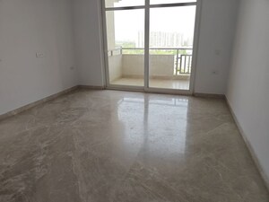 Room in 3 BHK Apartment at Spaze Privy AT4, Sector 84 – for Rent