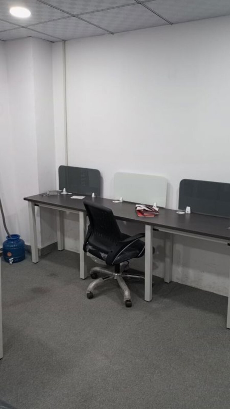 Team Area, sector 58 Commercial Office Space 700 Sq.Ft. In Sector 58 Noida 10552832