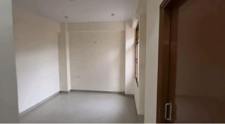 Bathroom, omicron i greater noida 3 Bedroom 1300 Sq.Ft. Apartment In Omicron I Greater Noida Greater Noida 10552846