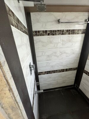  2 BHK Apartment at Khar West – for Rent
