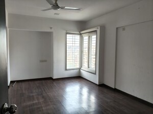 Room in 4 BHK Apartment at Kirti Crest Avenue, Baner – for Rent
