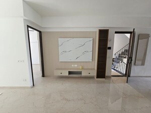 3.5 BHK Apartment For Rent in Smart World Orchard, Sector 61