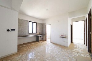 Room in 3 BHK Apartment at Sargasan – for Sale