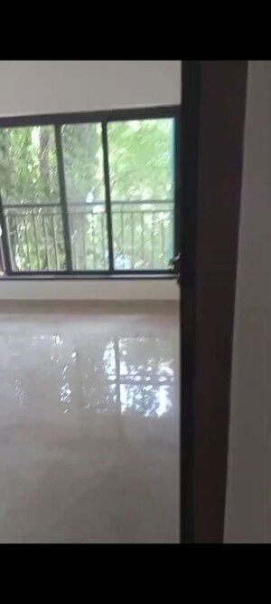 Room in 2 BHK Apartment at Margadarshan CHS, Andheri East – for Rent