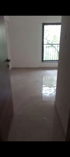 Room in 2 BHK Apartment at Margadarshan CHS, Andheri East – for Rent