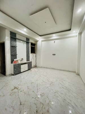 2 BHK Builder Floor For Sale in Sector 73