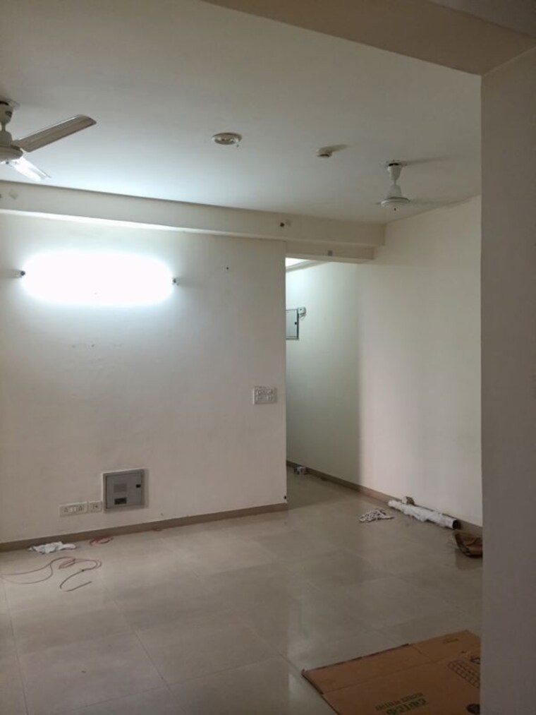 Room, sector 16c greater noida 3 Bedroom 1545 Sq.Ft. Apartment In Sector 16c Greater Noida Greater Noida 10552930