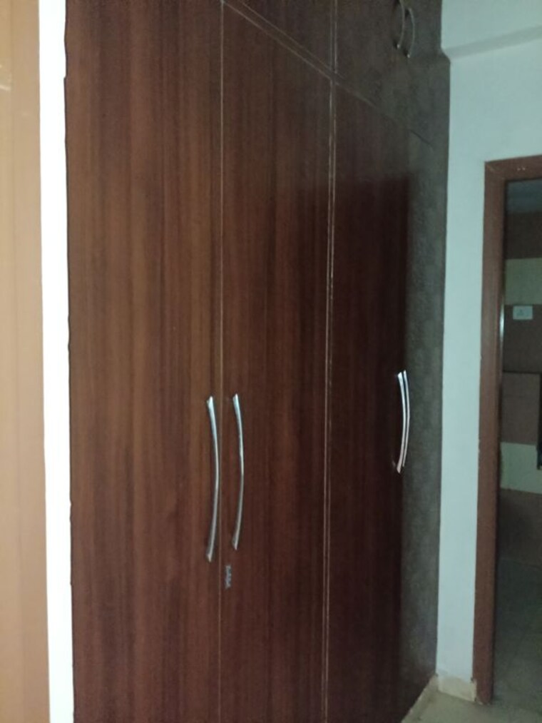 Room, sector 16c greater noida 3 Bedroom 1545 Sq.Ft. Apartment In Sector 16c Greater Noida Greater Noida 10552930