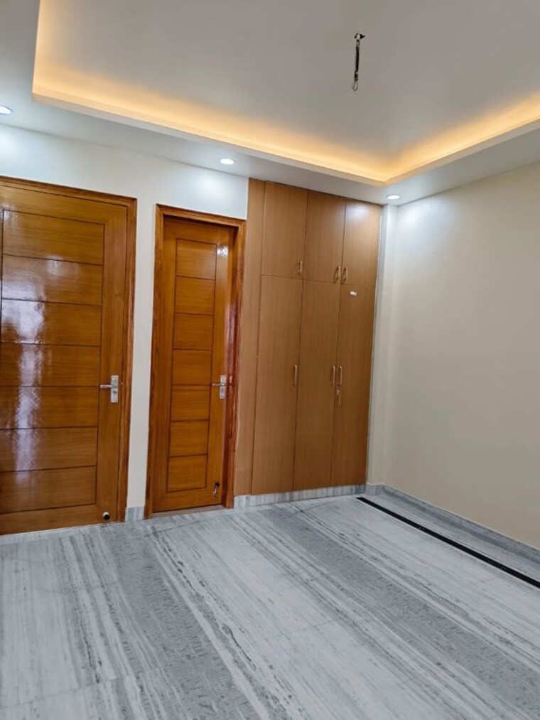 Room, sector 100 2 Bedroom 1500 Sq.Ft. Independent House In Sector 100 Noida 10552924