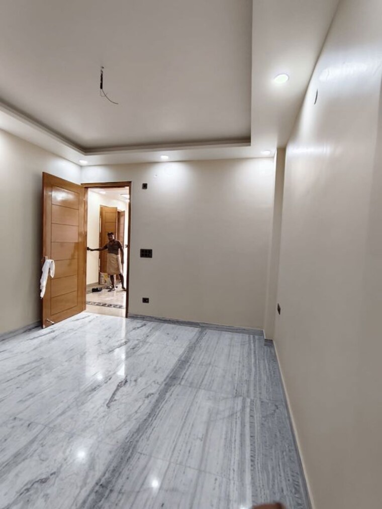 Room, sector 100 2 Bedroom 1500 Sq.Ft. Independent House In Sector 100 Noida 10552924