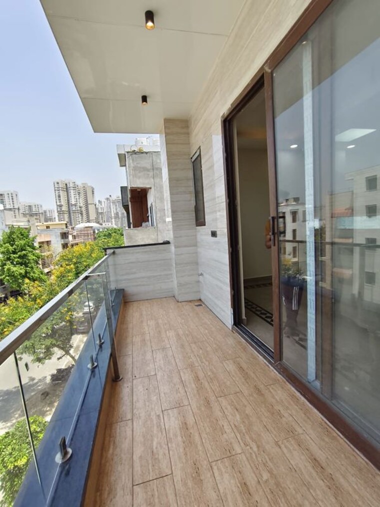 Balcony, sector 100 2 Bedroom 1500 Sq.Ft. Independent House In Sector 100 Noida 10552924