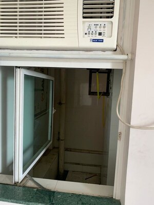 Building Lobby in 2 BHK Apartment at Hiranandani Meadows, Manpada – for Sale