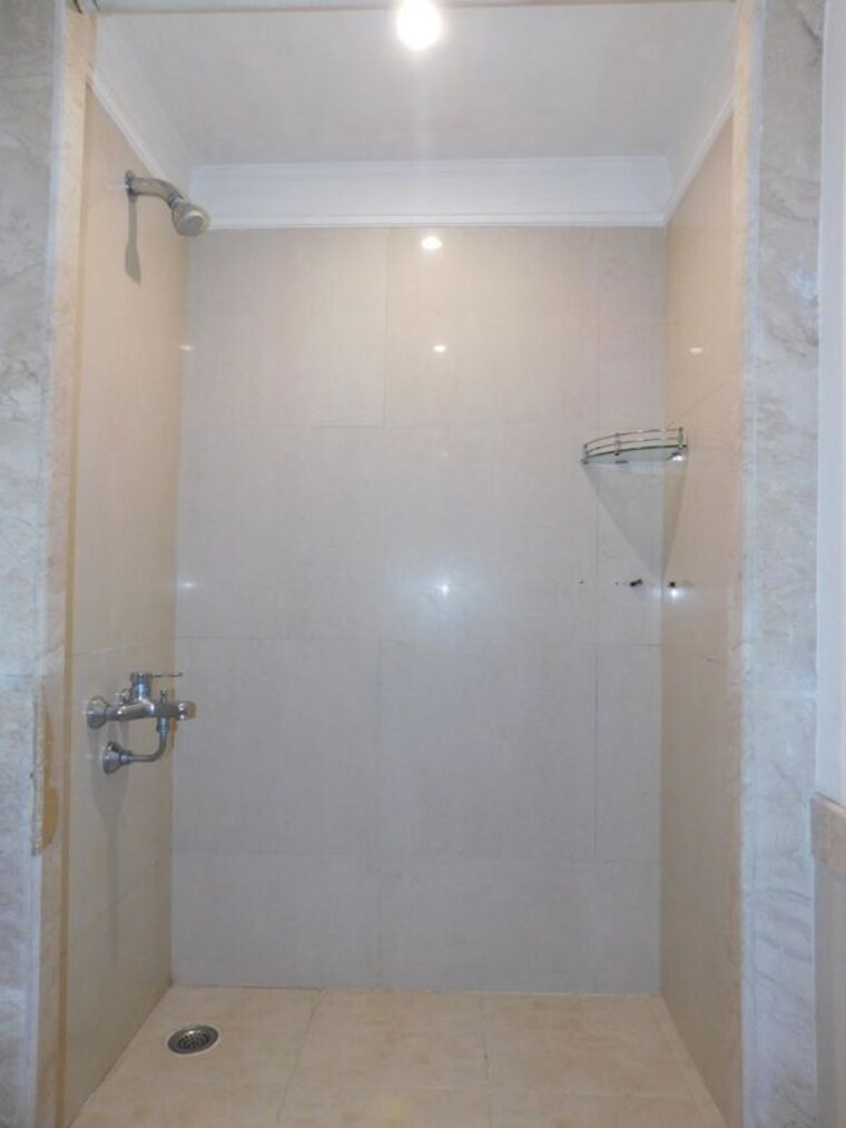 Attached Bathroom, hiranandani-meadows 2 Bedroom 750 Sq.Ft. Apartment In Manpada Thane 10552968