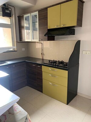 Kitchen in 2 BHK Apartment at Hiranandani Meadows, Manpada – for Sale