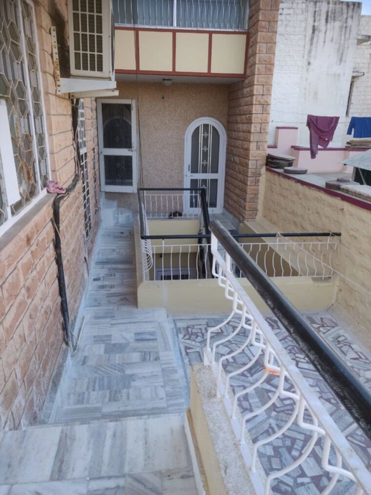 Balcony, shastri nagar 2 Bedroom 1800 Sq.Ft. Builder Floor In Shastri Nagar Jodhpur 10553017