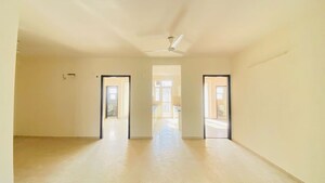 Room in 3 BHK Builder Floor at Omaxe New Chandigarh, North Mullanpur – for Rent